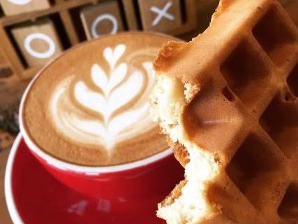 Waffle Large And 2 Single Cappuccino