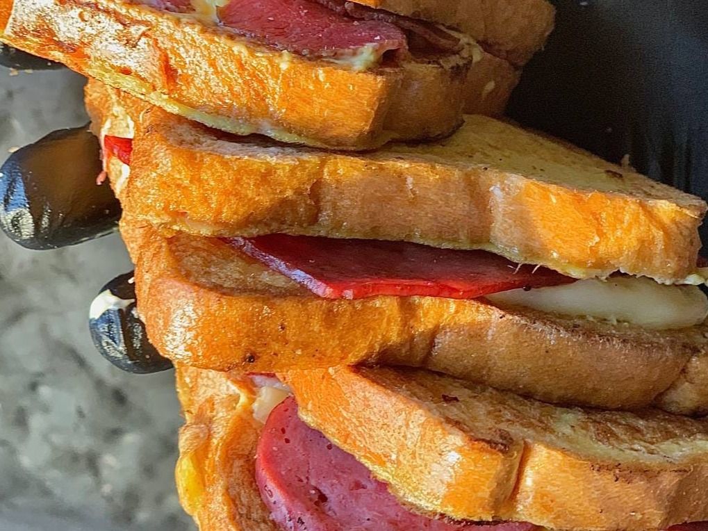 Smoked turkey toast