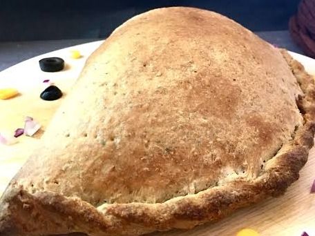 Vegetables Calzone