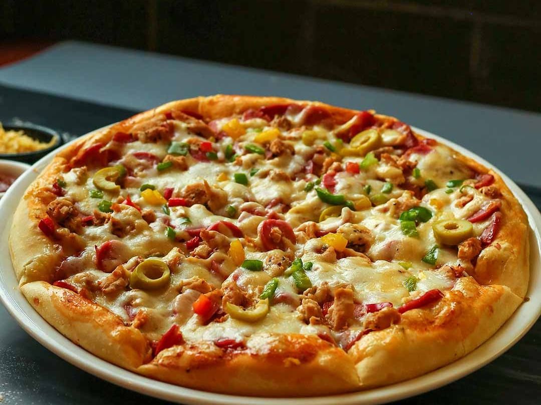 Chicken Supreme Pizza