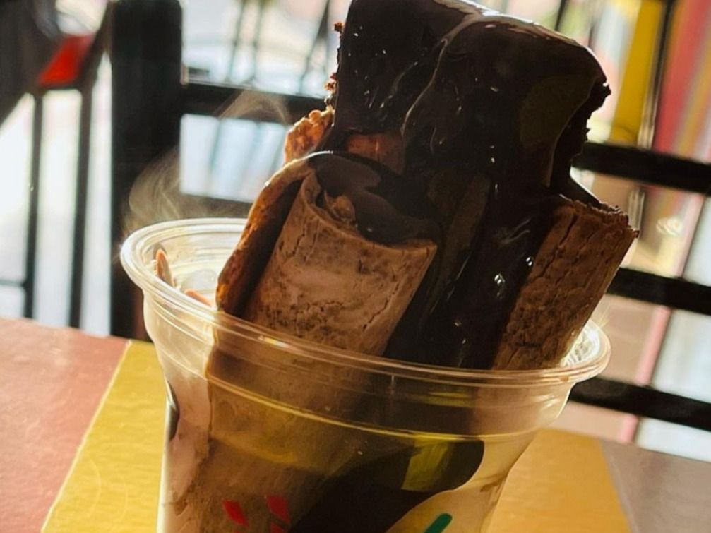 Ice chocolate brownie