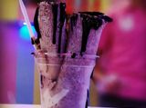 Ice chocolate kinder