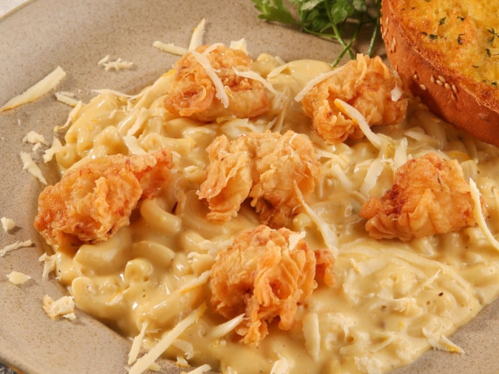 Mac and Cheese Chicken Pasta
