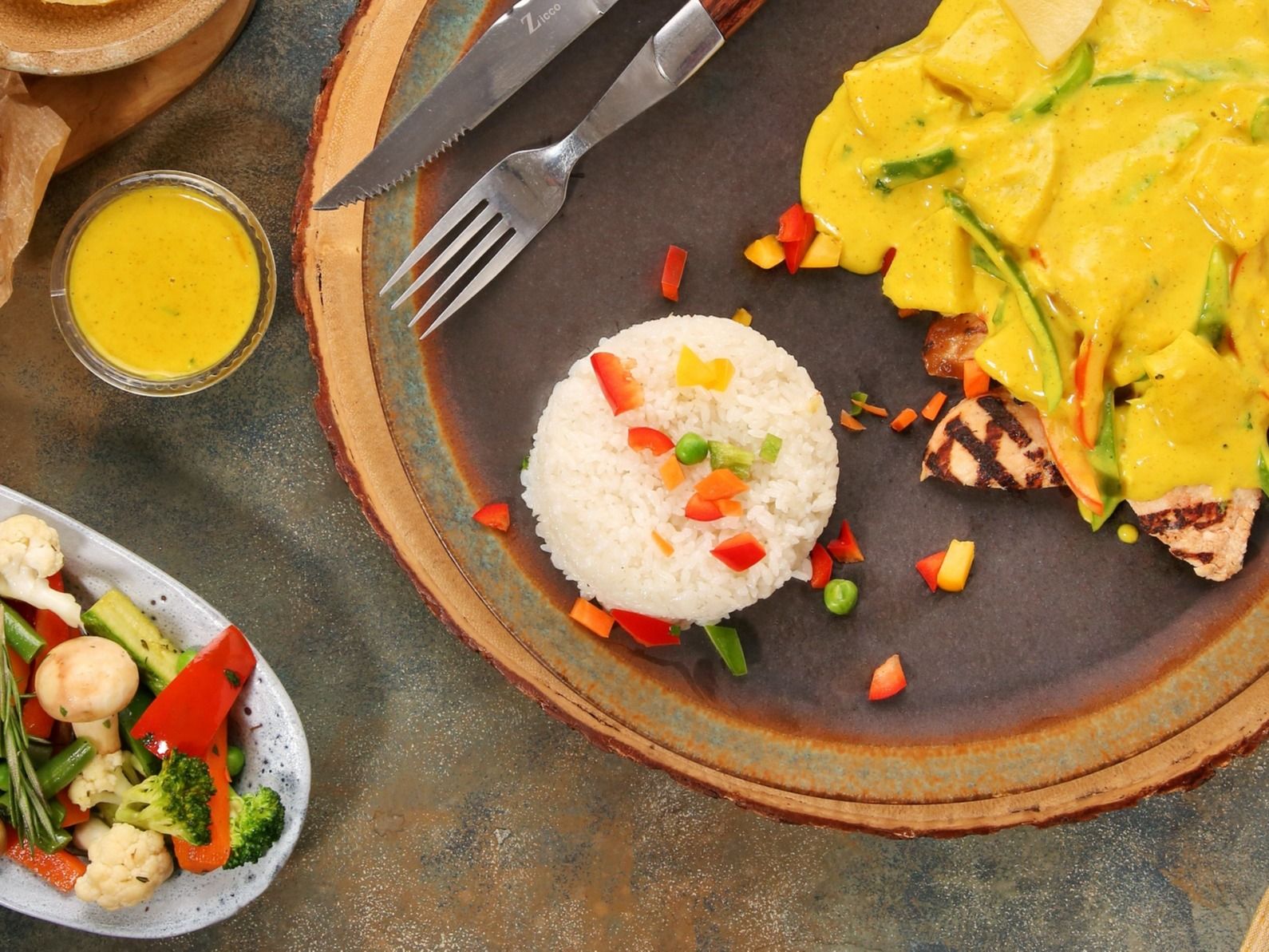 Grilled Chicken Sauce Plate