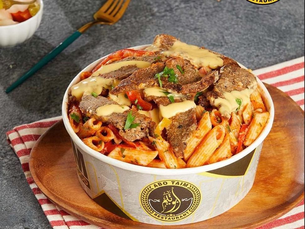 Grilled steak pasta casserole