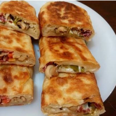 Hot Dog Roll Feteer