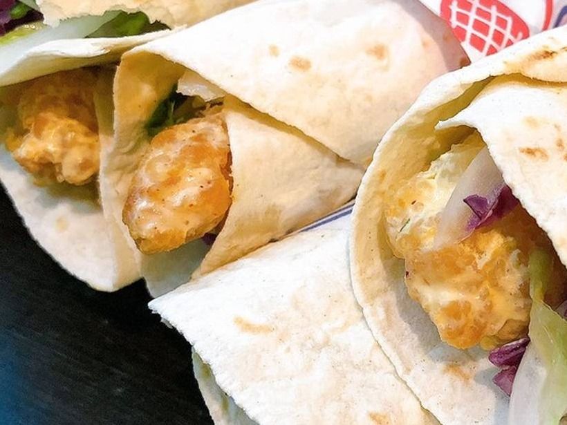 Crispy Chicken Sandwich Syrian Bread