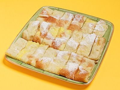 Large Custard And Cream Feteera