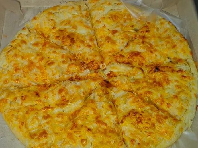 Mozzarella Cheese Pie