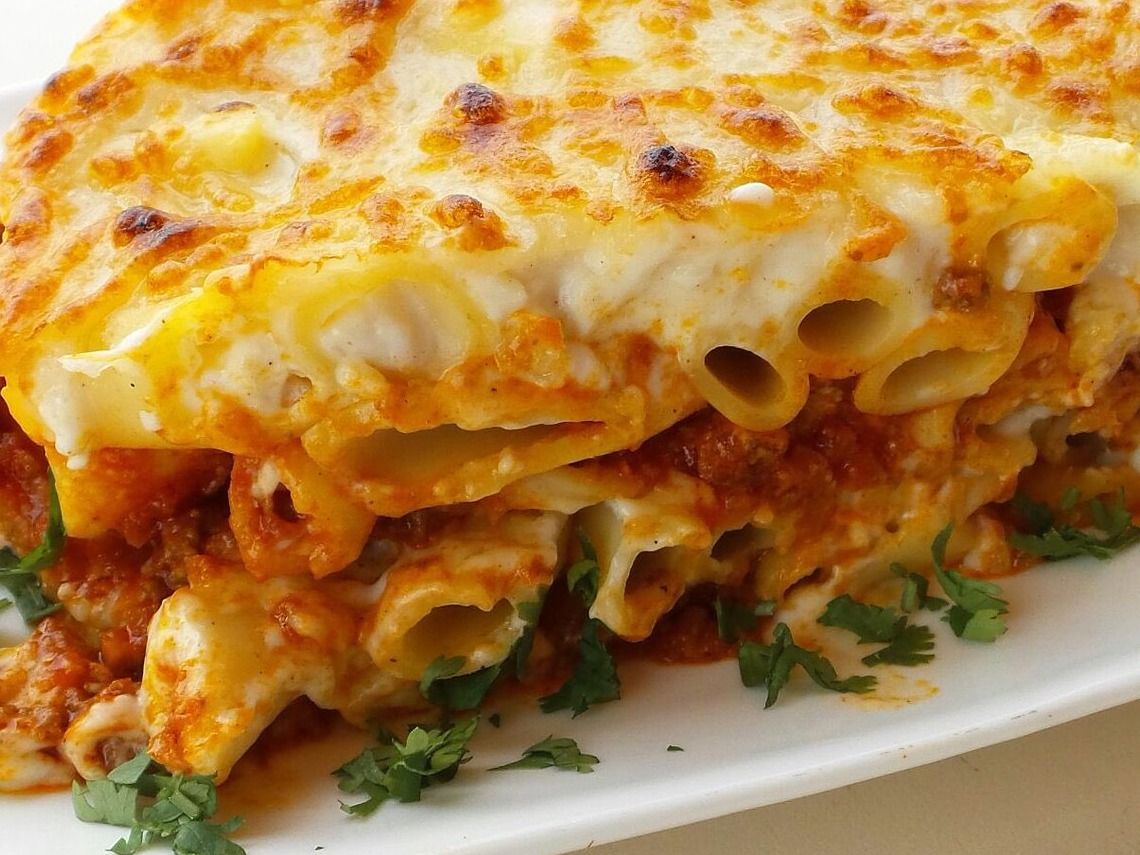 Bechamel Pasta Tray For 3 Persons