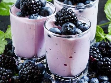 Raspberry Yogurt