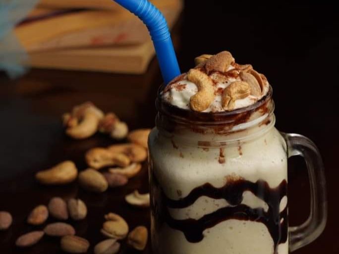 Pistachio Milkshake