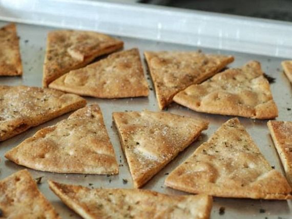 Spicy Roumi Cheese Crackers