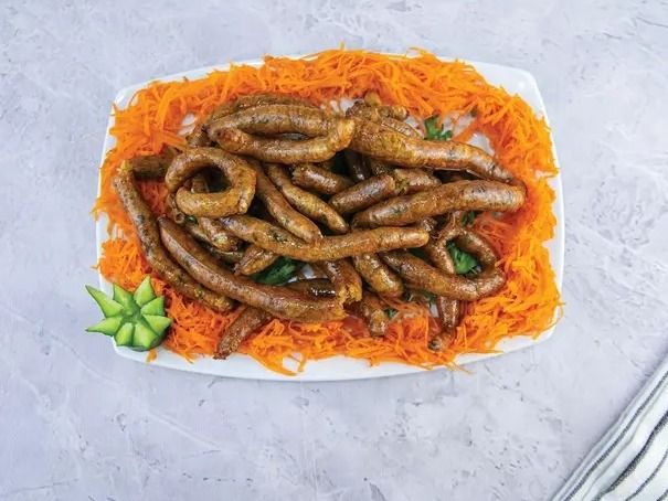 Mombar Plate