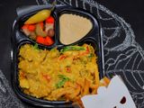 Curry Chicken With Fries