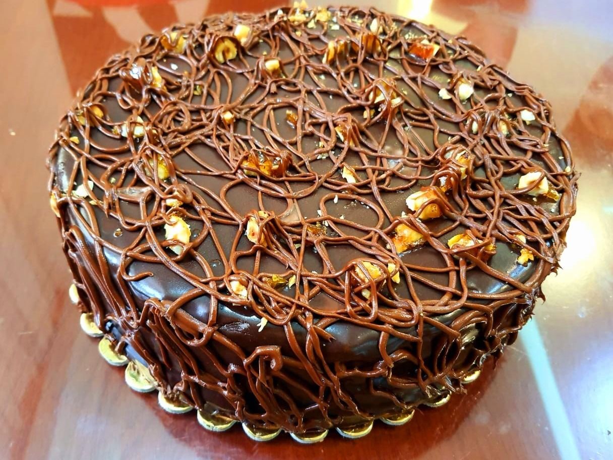 Fudge Cake With Walnuts And Caramel