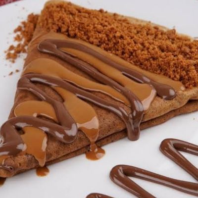 Lotus Crepe With Hazelnut