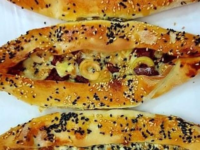 Cheese Manoucheh