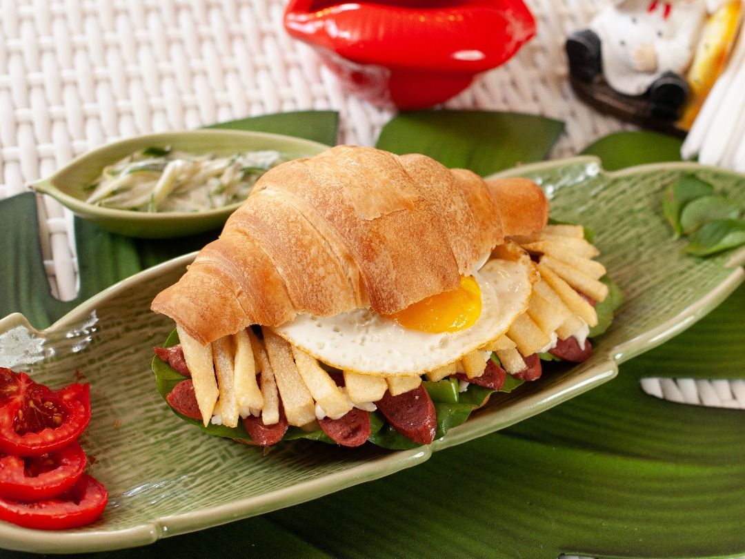 Kiss Bomb Croissant