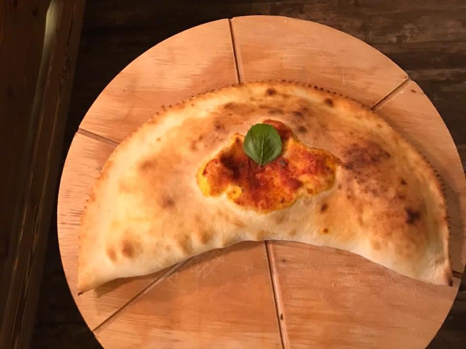 Salsicce Di Calzone Pizza