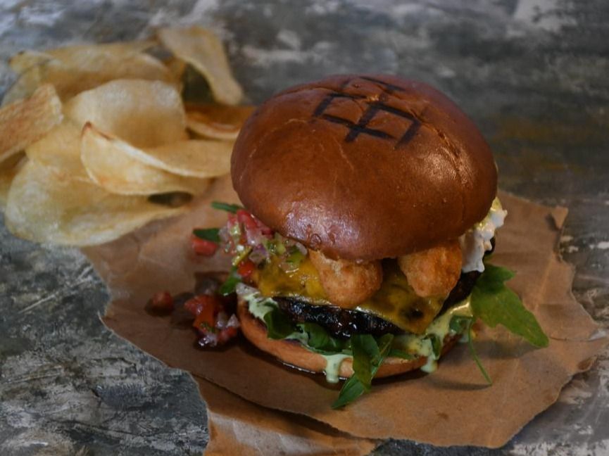 Il Pennello Burger Sandwich