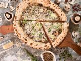 Pizza Funghi Al Tartufo