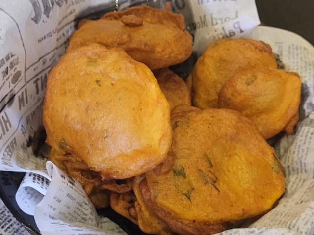 Pakoray In A Bowl