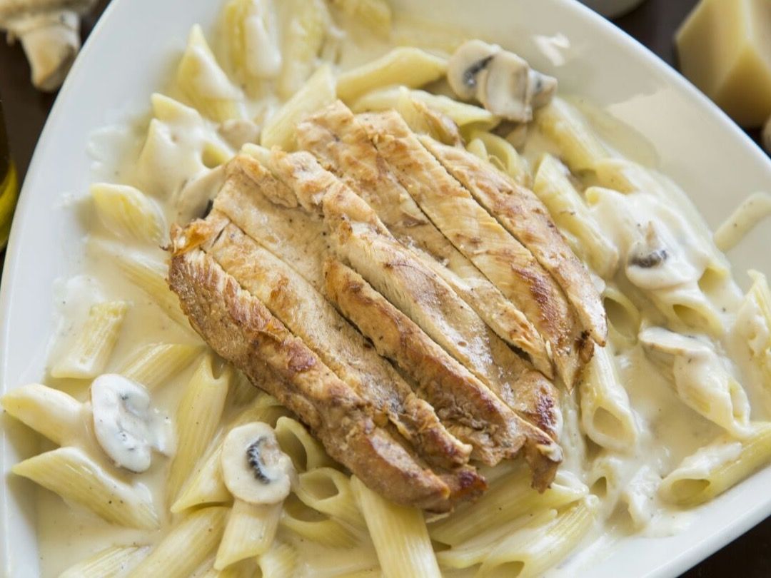 Fettuccine Chicken Alfredo