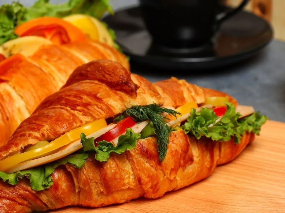 Roumi croissant