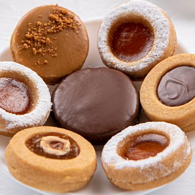 Medium Classic Cookies Box