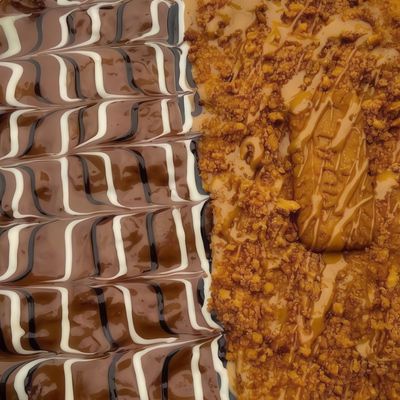Lotus Pie And Chocolate
