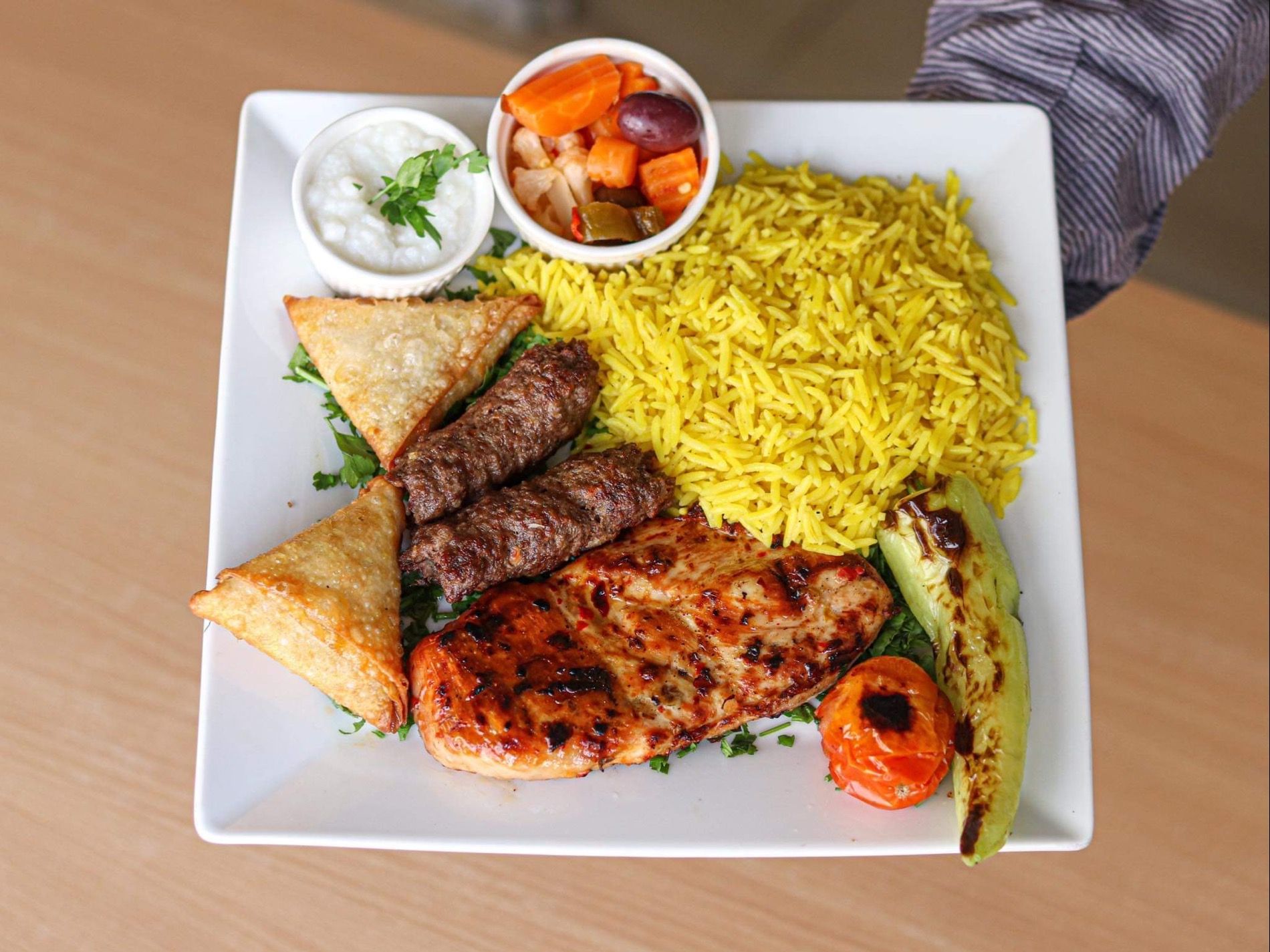 Single Meal Chicken Breast Slice With Meat Kofta And Samosa