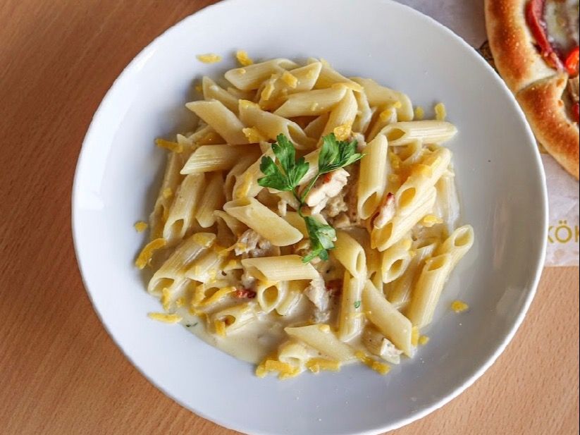Chicken Alfredo Pasta