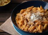 Chicken Pasta With Brown Sauce