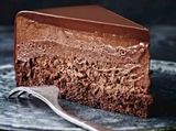 Fudge Cake Nutella Slice