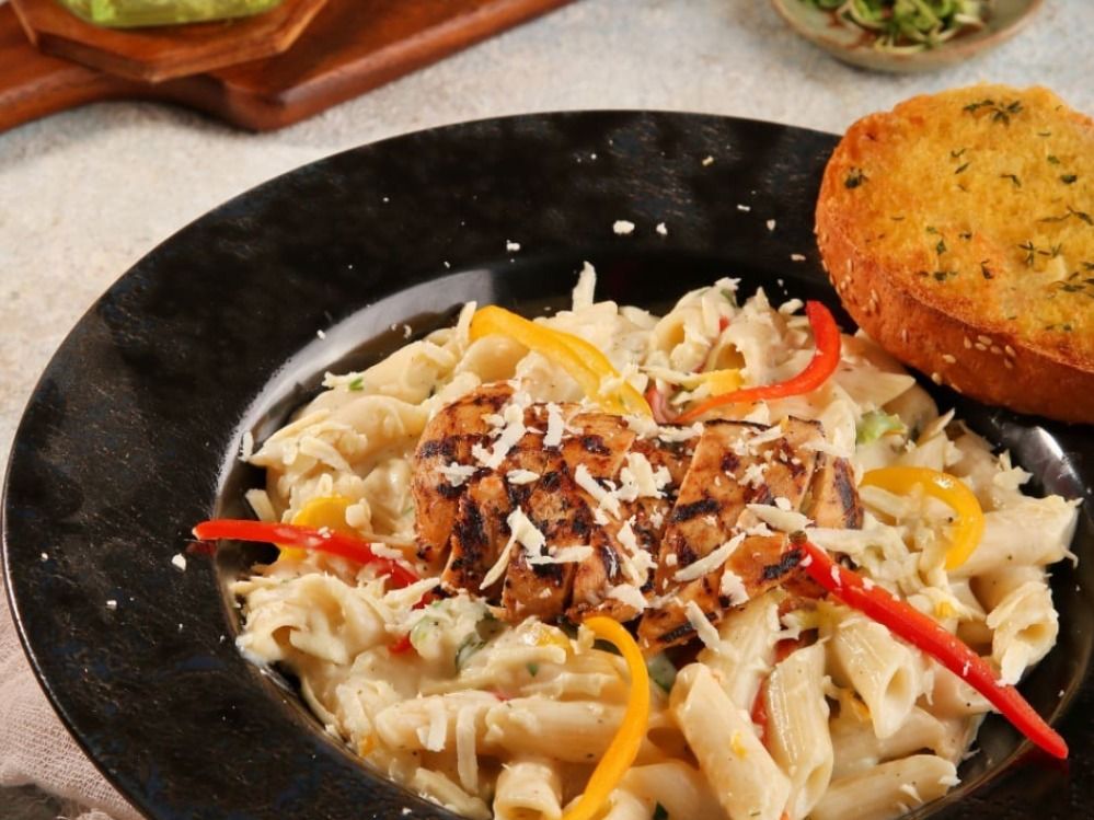 Chicken Alfredo Pasta