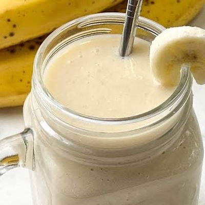 Fresh Banana With Milk Juice