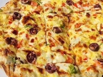 chicken Oriental pizza