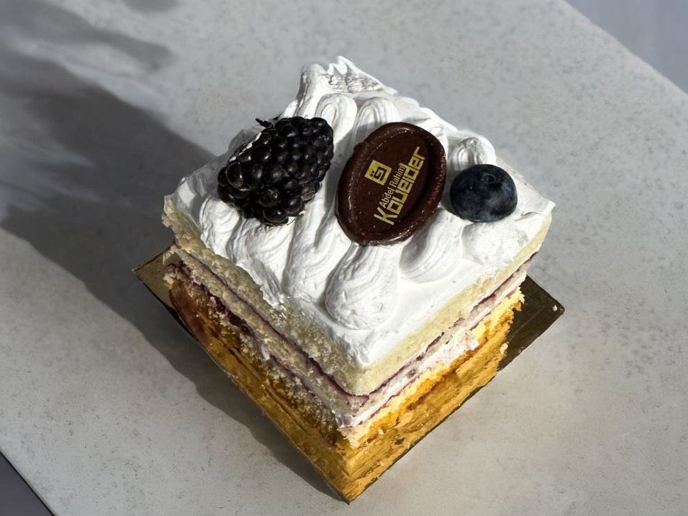 White Raspberry Gateau