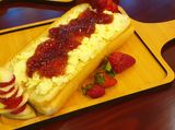 BUTTER WITH STRAWBERRY JAM