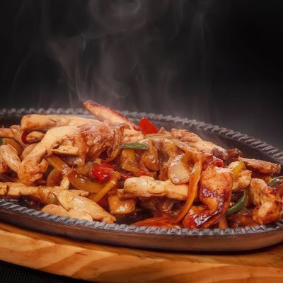 C12- Curry Chicken on Sizzling Hot Plate