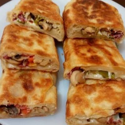 Chicken Roll Feteer
