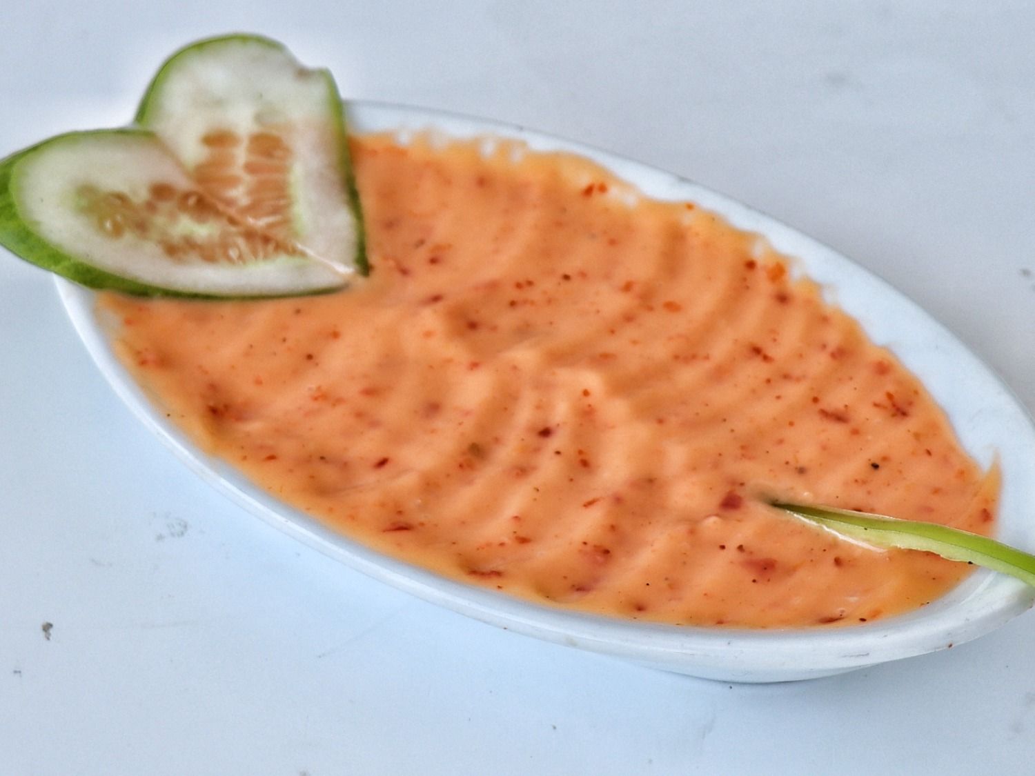 Spicy Garlic dip salad