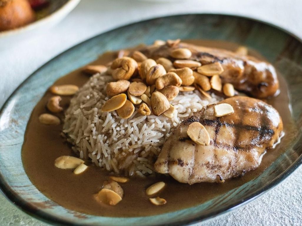 Oriental Rice With Chicken Platter