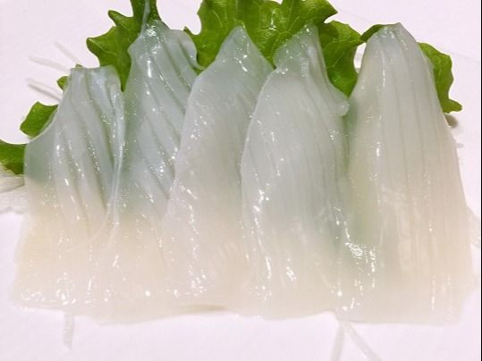 Squid Sashimi - 6 Pieces