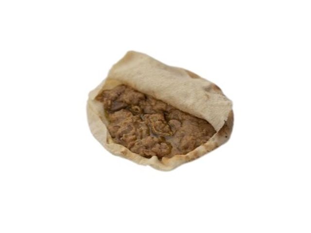 Baladi Foul Sandwich With Flaxseed Oil
