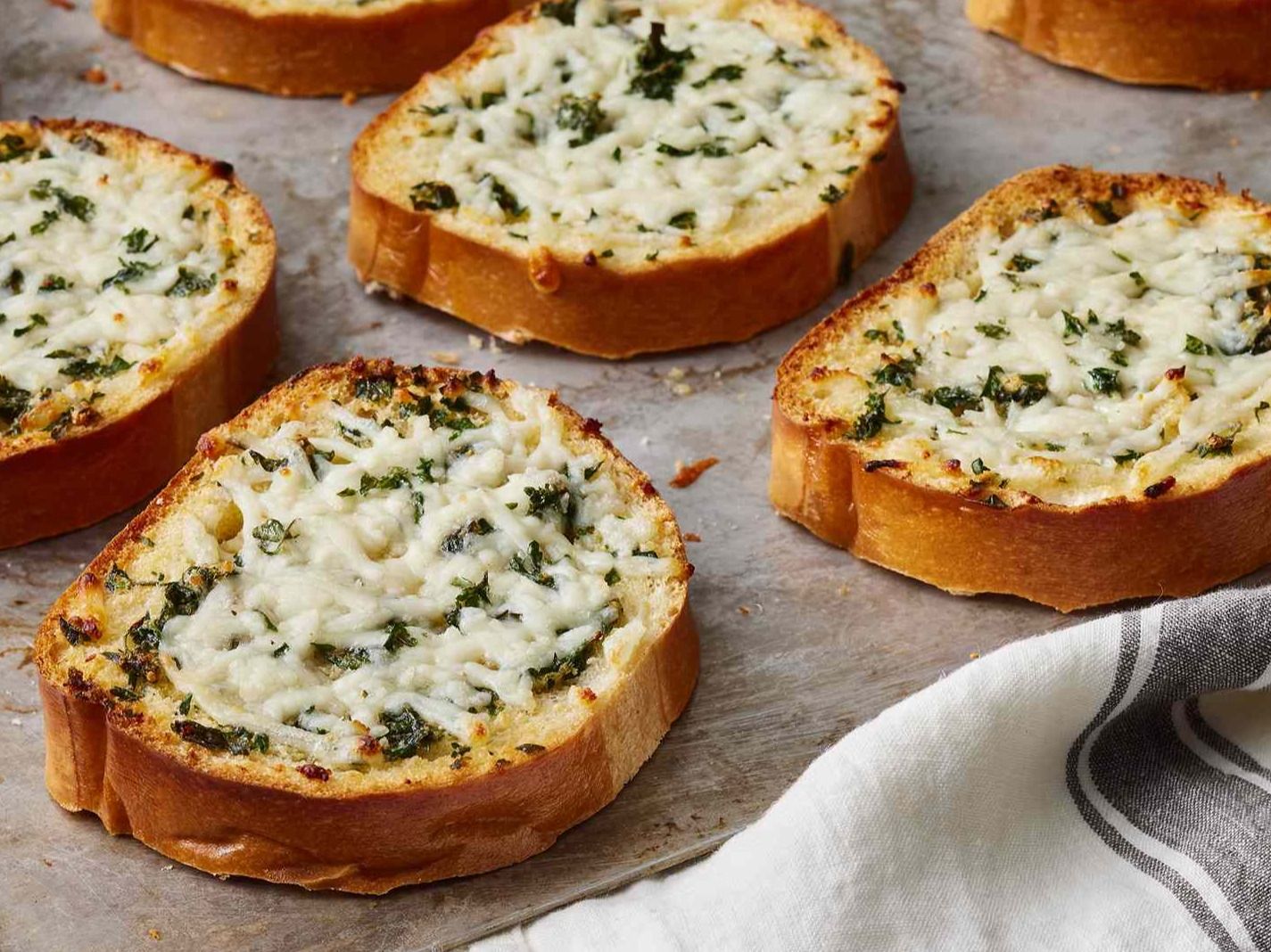 Cheese Garlic Ana Butter Bread 3 Pieces