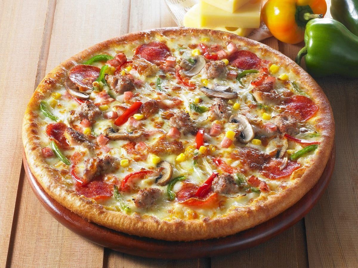 Meat Mix Pizza