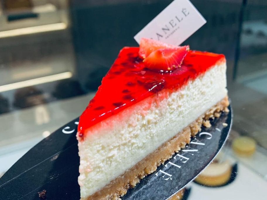 Berry And Strawberry Cheesecake (Seasonal)