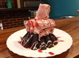 molten cake extra ice cream